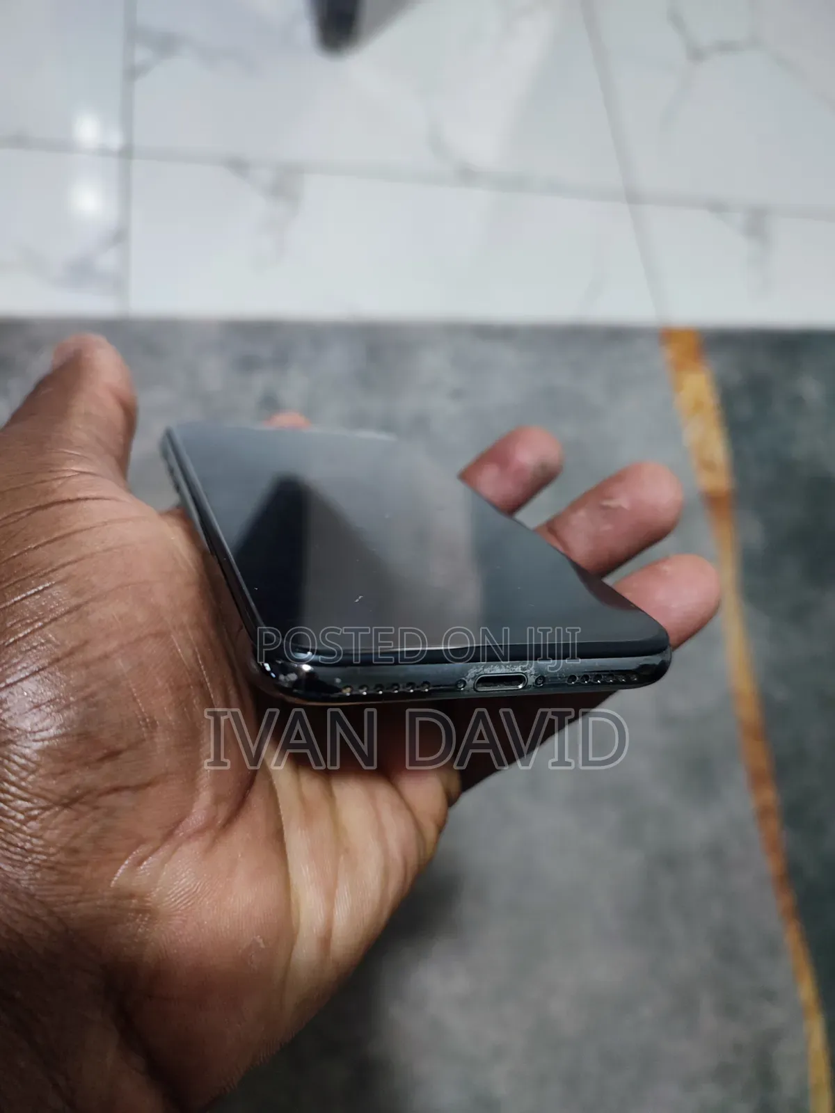 Apple iPhone X 64 GB Black