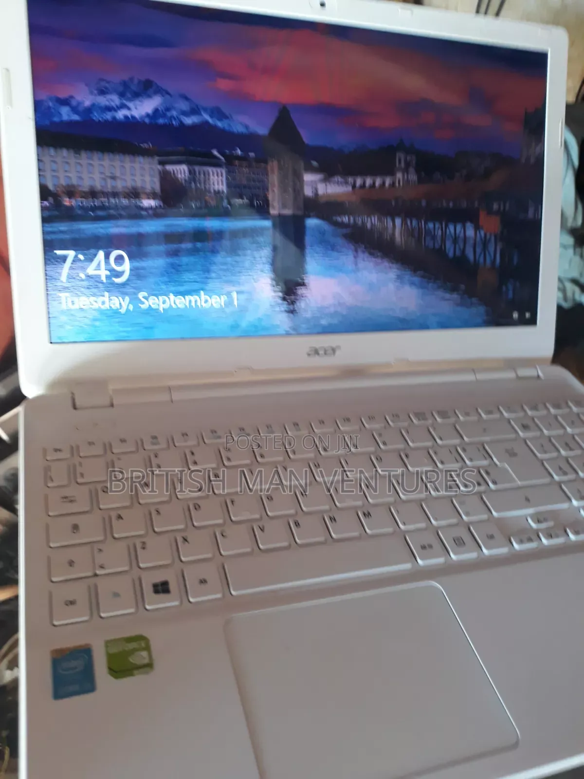 Laptop Acer Aspire V3-572G 4GB Intel Core i5 HDD 500GB