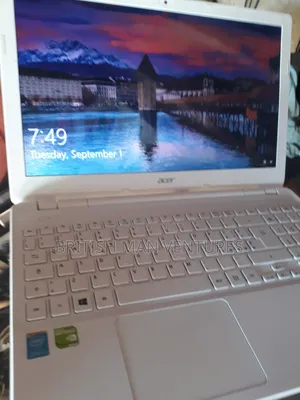 Laptop Acer Aspire V3-572G 4GB Intel Core i5 HDD 500GB