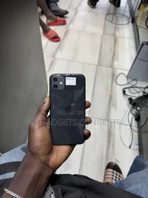 Apple iPhone 11 64 GB Black