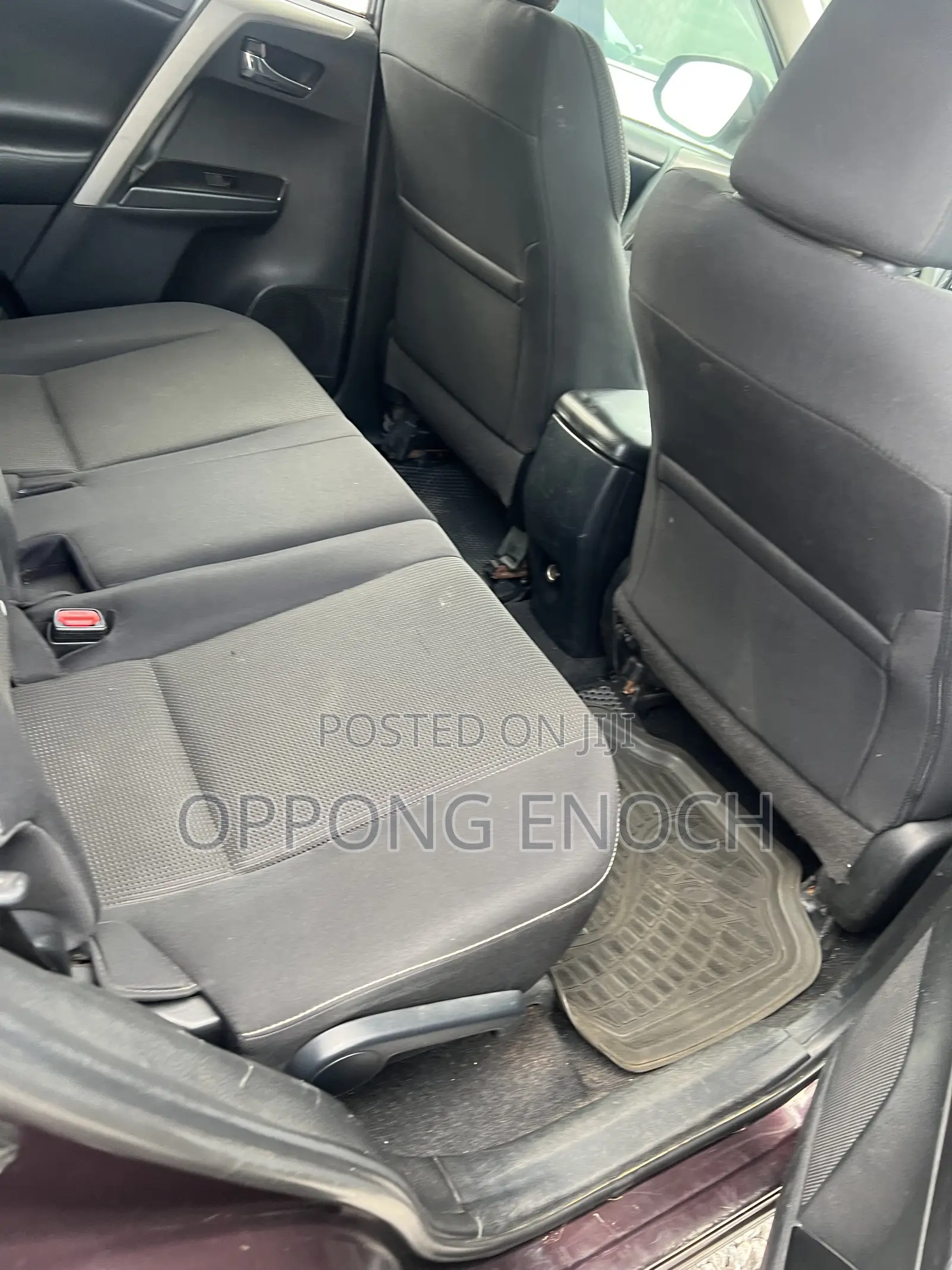 Toyota RAV4 XLE 4dr SUV (2.5L 4cyl 6A) 2018 Brown