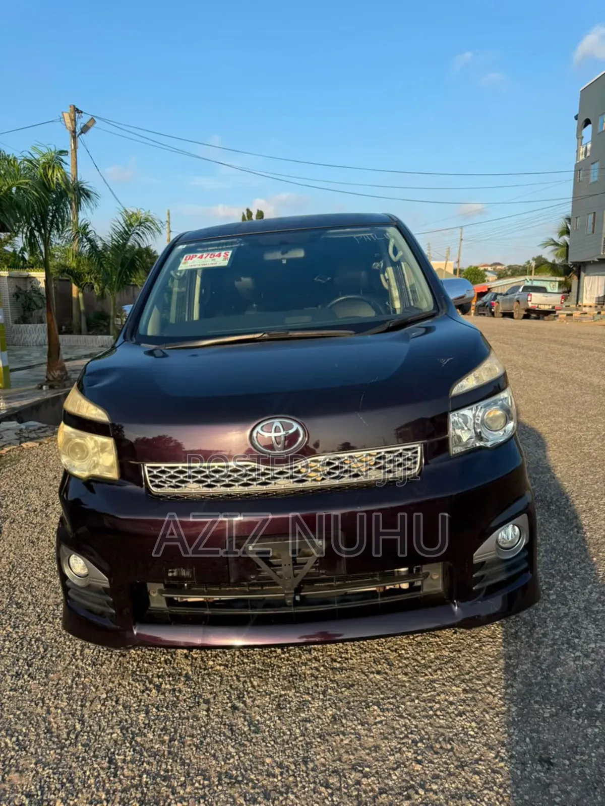 Toyota Voxy V 2WD 8-Seater 2012 Brown