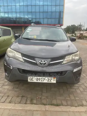Toyota RAV4 LE 4dr SUV (2.5L 4cyl 6A) 2015 Gray