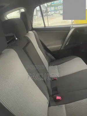 Toyota RAV4 LE 4dr SUV (2.5L 4cyl 6A) 2015 Gray