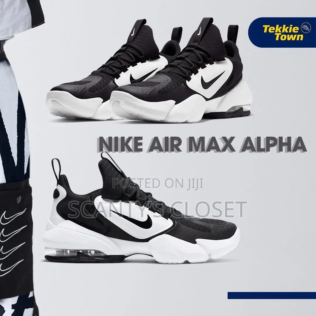 Nike Alpha Savage