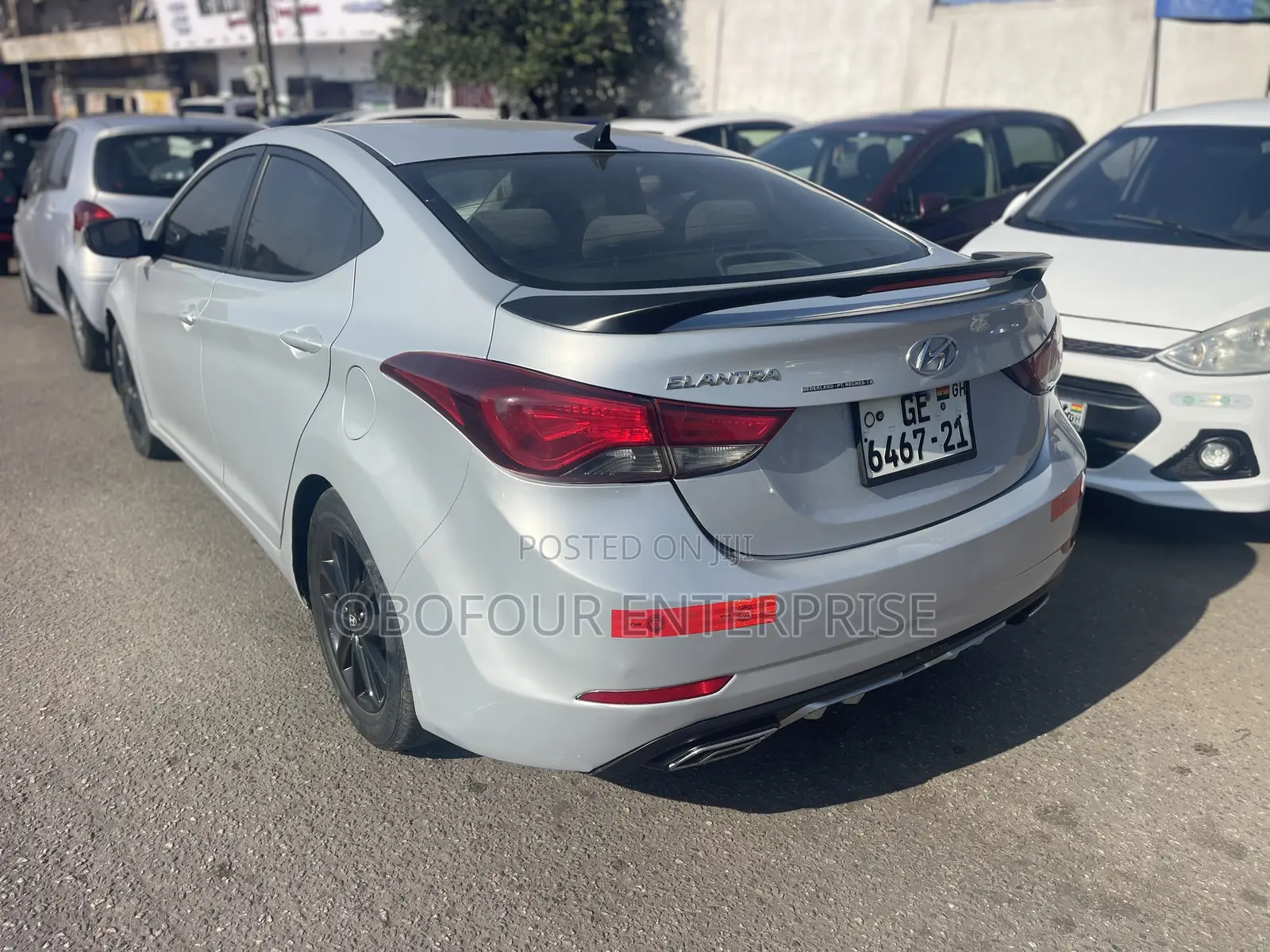 Hyundai Elantra Limited 4dr Sedan (1.8L 4cyl 6A) 2015 Silver