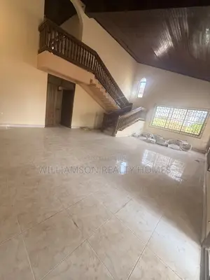 5bdrm House in Community 18 Area, Spintex for rent