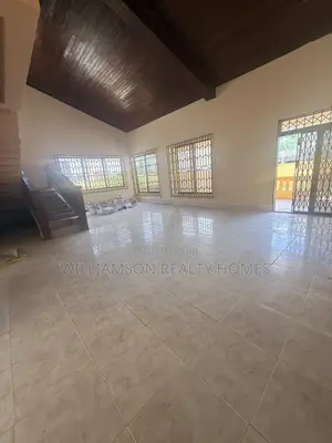 5bdrm House in Community 18 Area, Spintex for rent