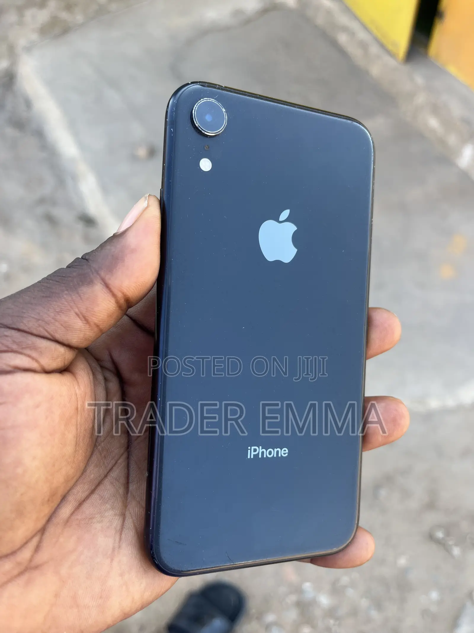 Apple iPhone XR 64 GB Black