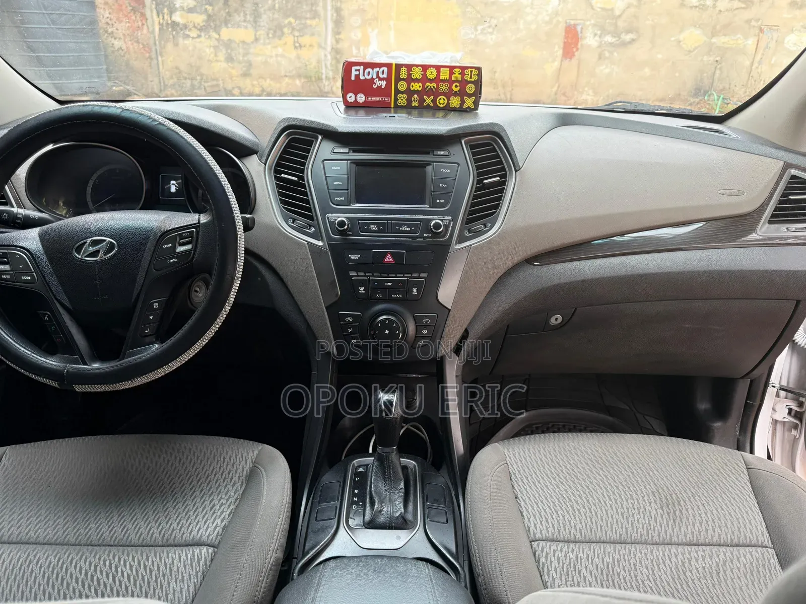 Hyundai Santa Fe 2017 White