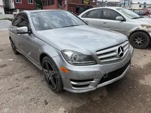 Mercedes-Benz C300 2013 Gray