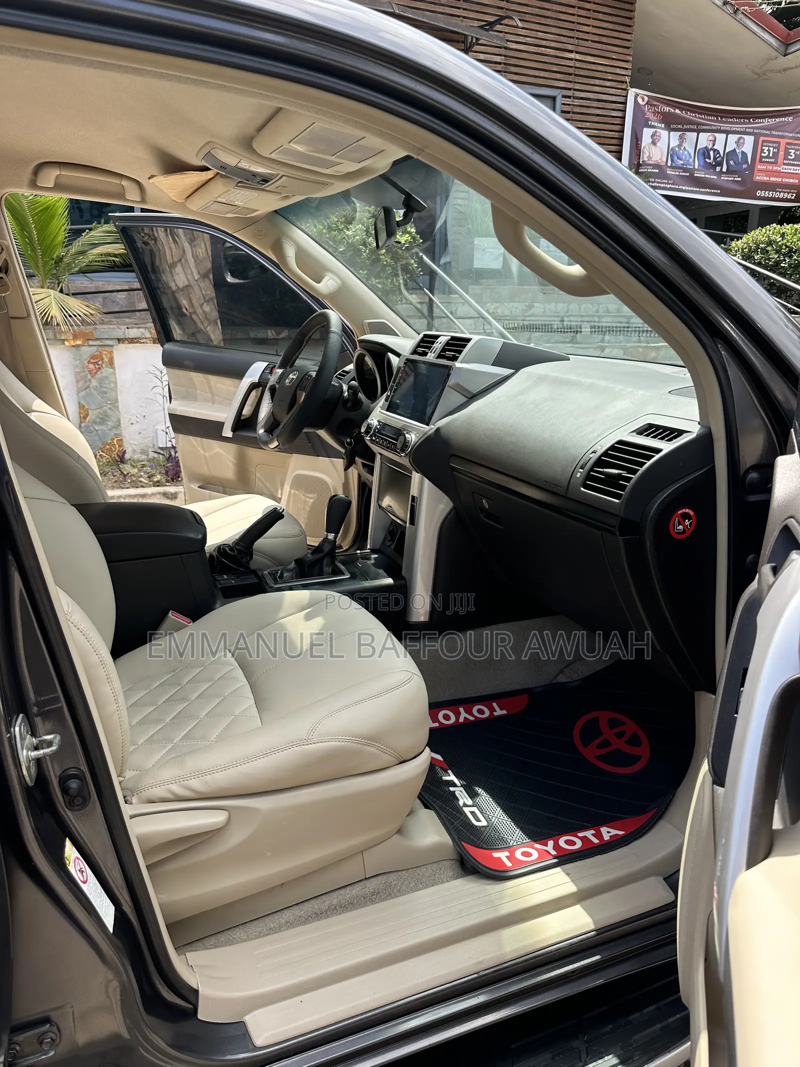 Toyota Land Cruiser Prado 2.7 i 2011 Gray