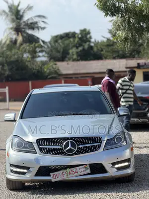 Mercedes-Benz C250 2014 Silver