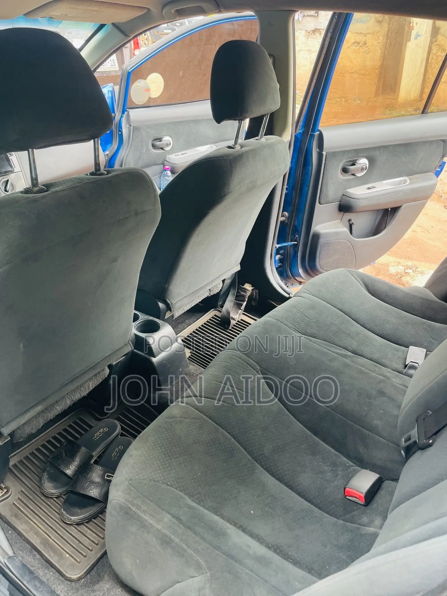 Nissan Tiida 2011 Blue