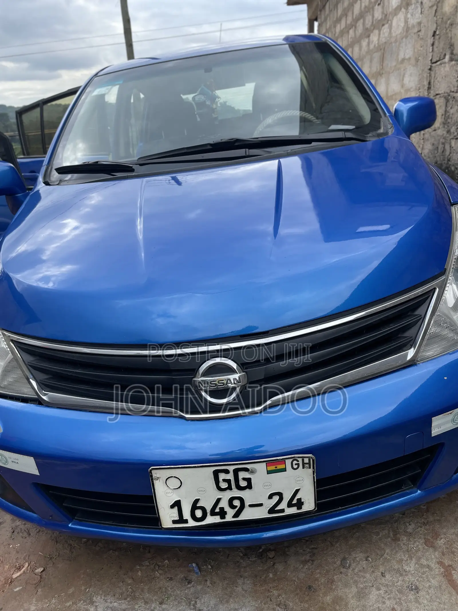 Nissan Tiida 2011 Blue