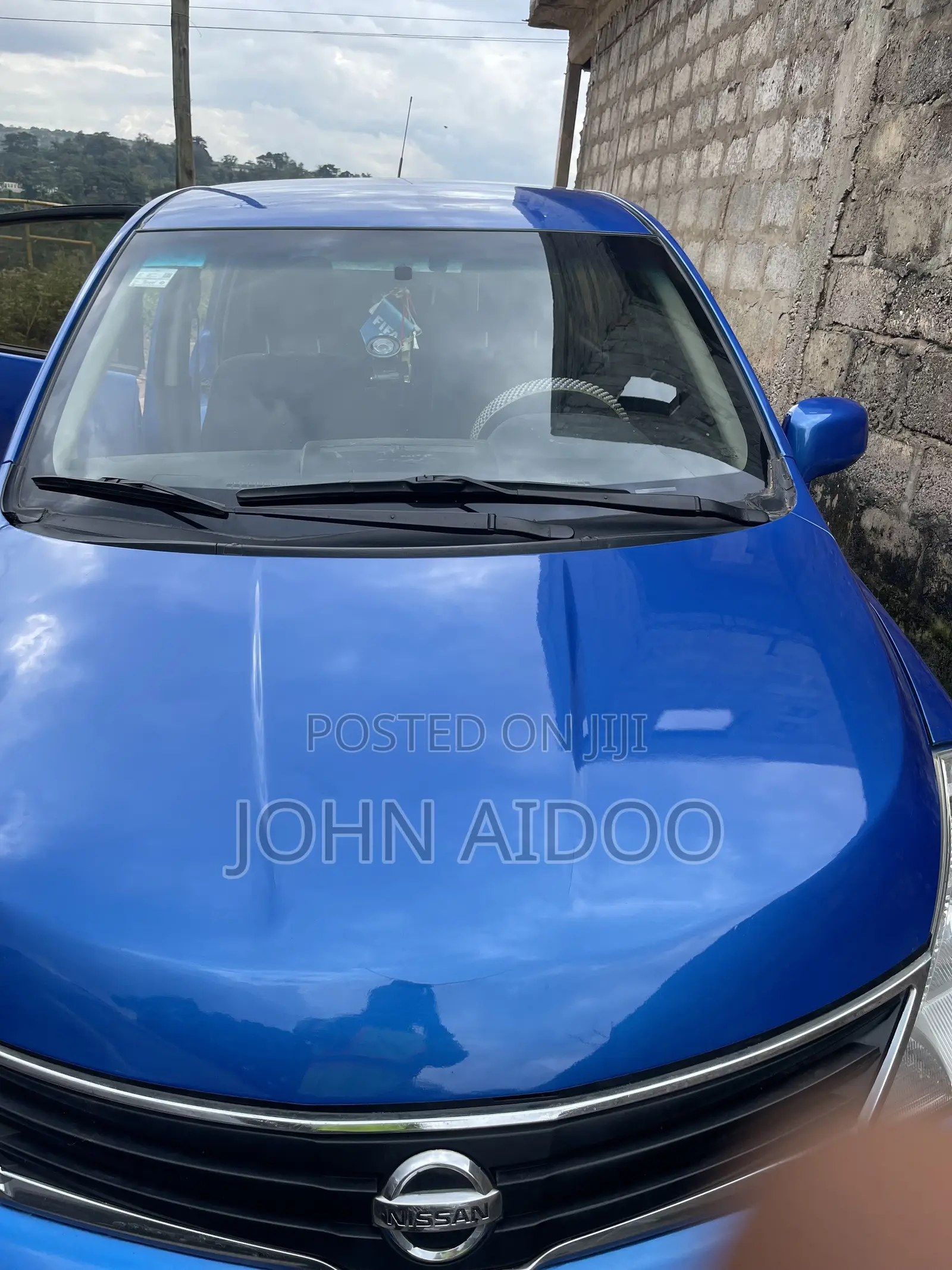 Nissan Tiida 2011 Blue