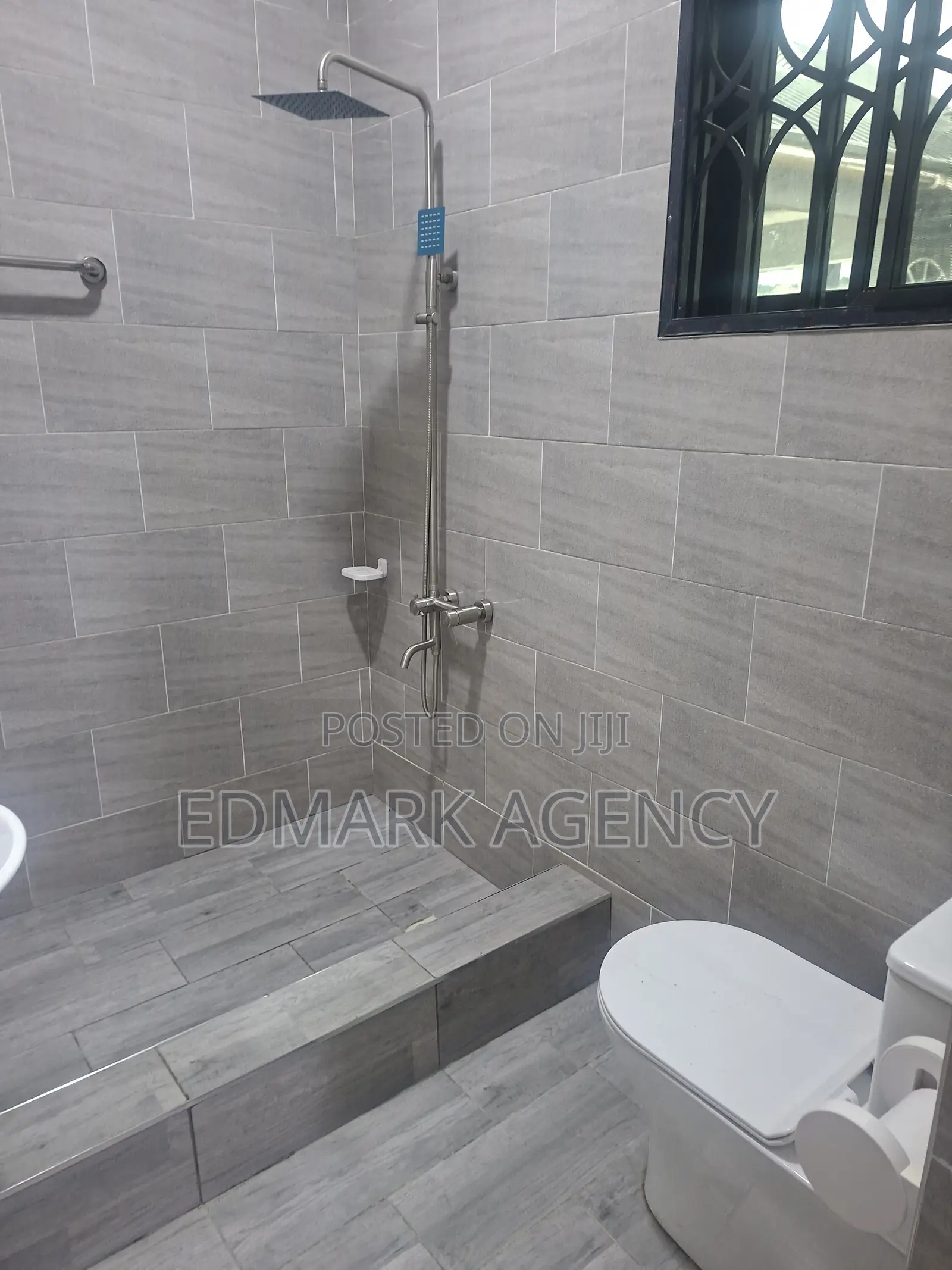 2bdrm Apartment in Kwabenya for rent