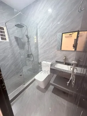 3bdrm House in Kismike Investment, Accra Metropolitan for sale