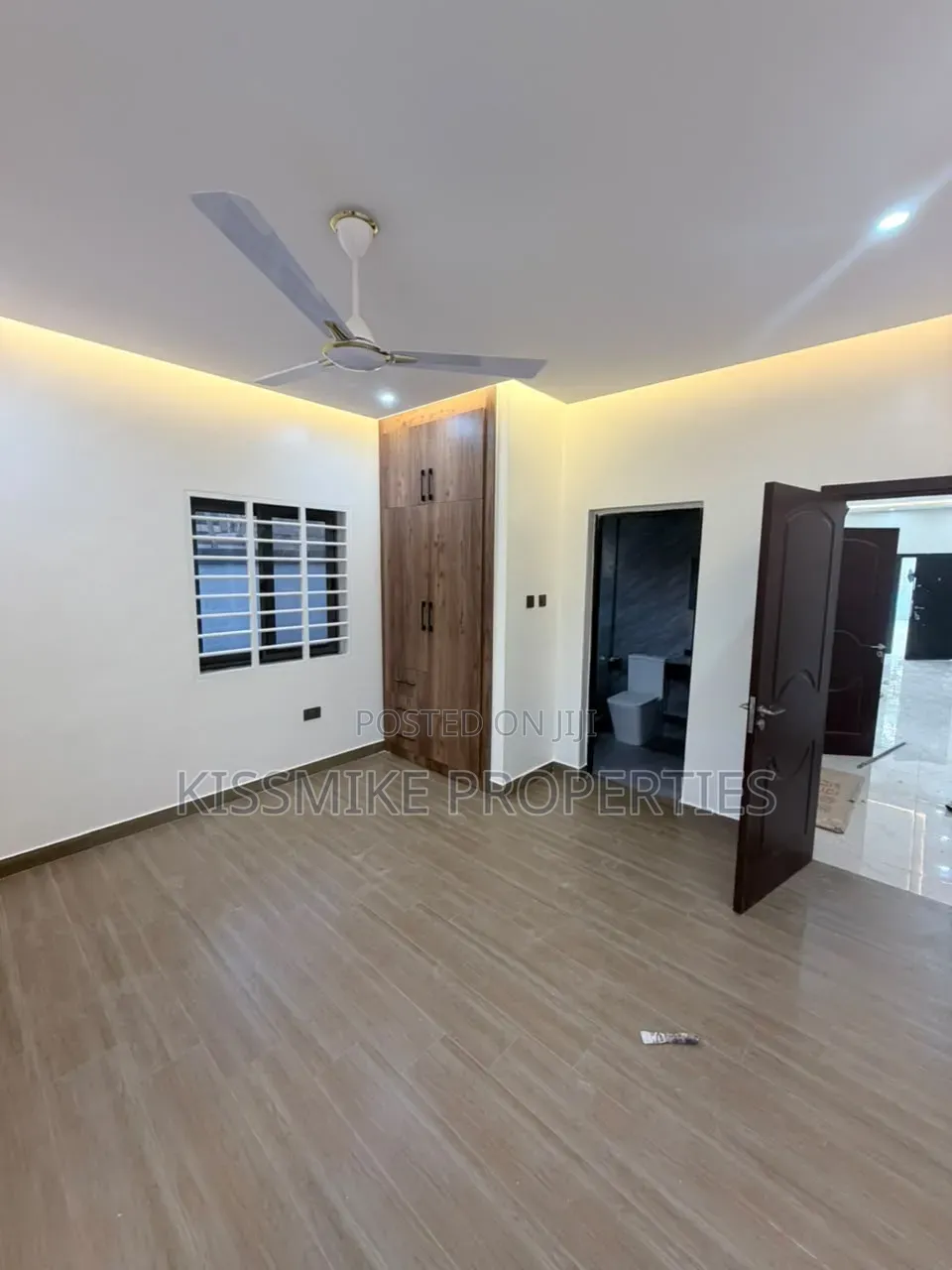 3bdrm House in Kismike Investment, Accra Metropolitan for sale