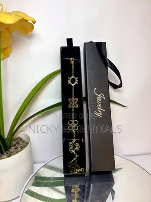 Ladies Gold Bracelets