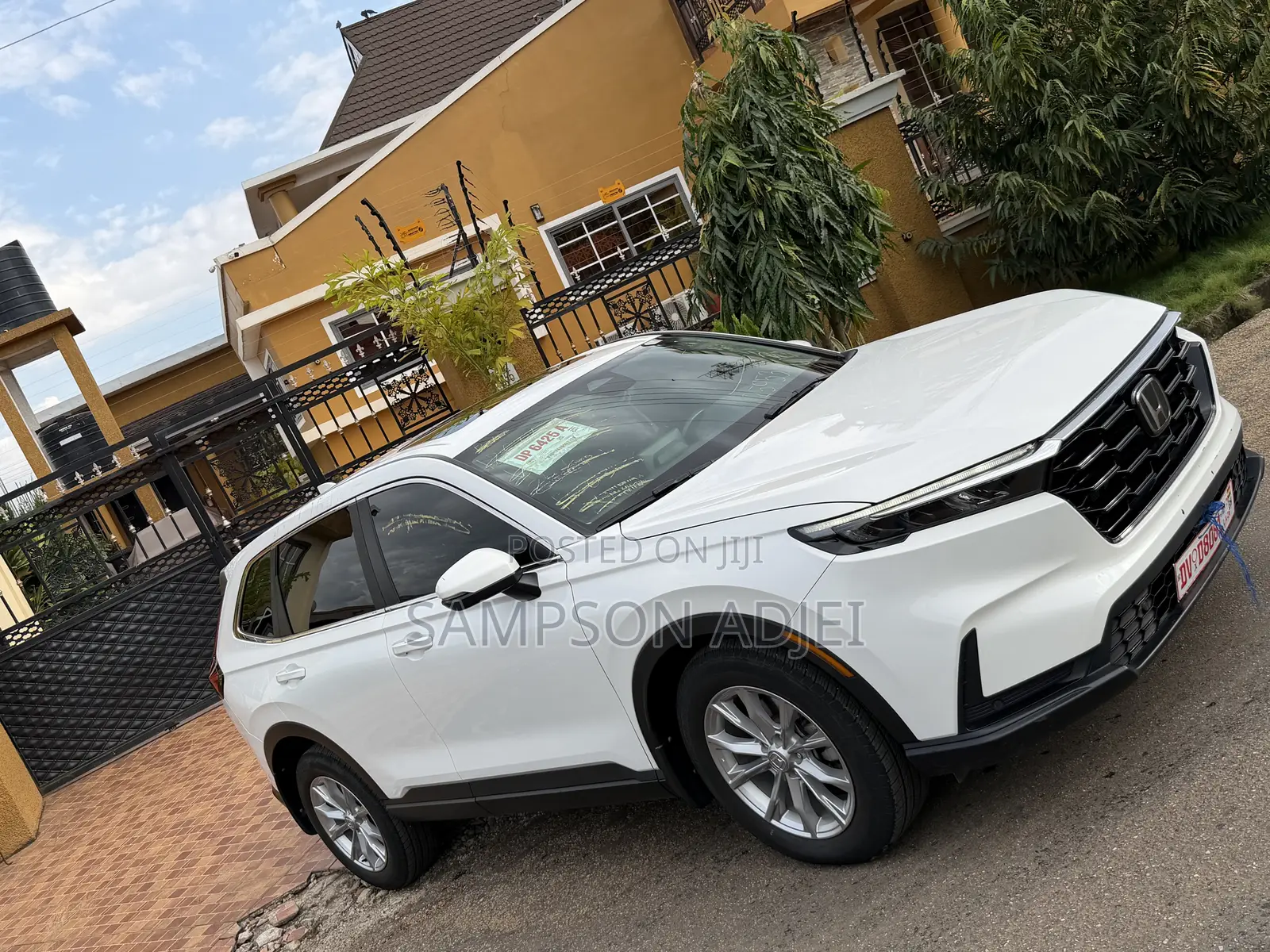 Honda CR-V 2023 White