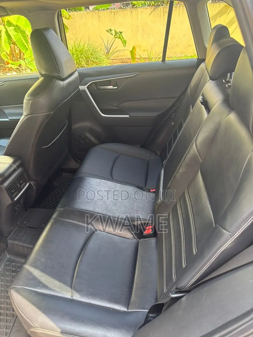 Toyota RAV4 XLE Premium AWD 2019 Gray