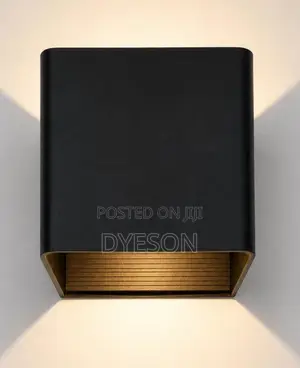 2001c Wall Light