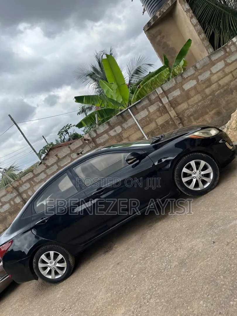 Hyundai Accent GLS 2013 Black