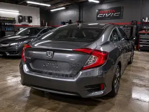 Honda Civic EX Sedan 2018 Gray