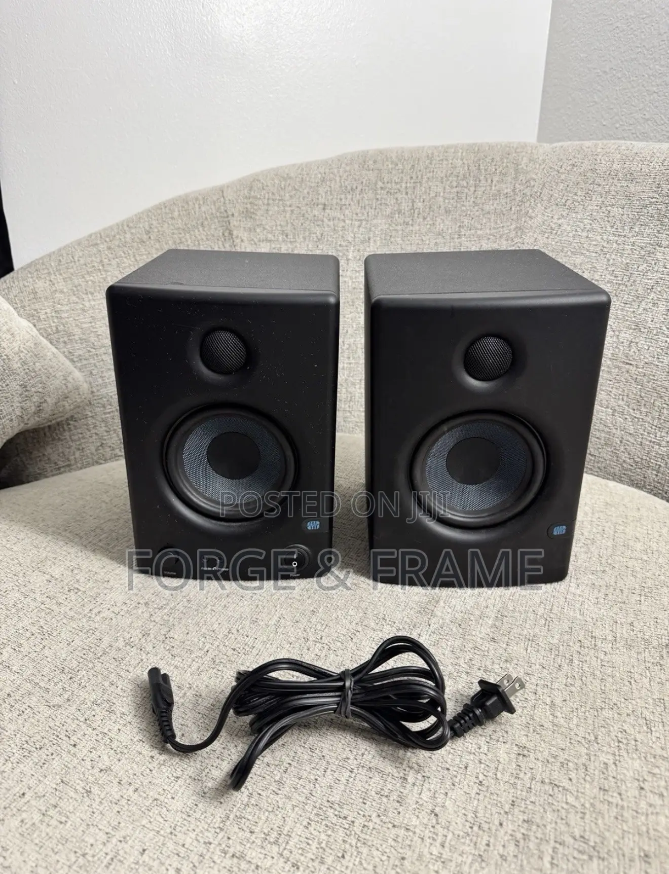 Presonus Eris E3.5 Studio Monitor Left Right Pair
