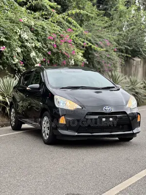 Toyota Aqua 2014 Blue