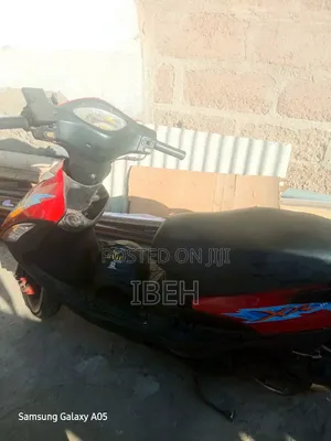 Suzuki Access 125 2012 Red