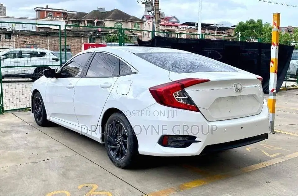 Honda Civic 2017 White