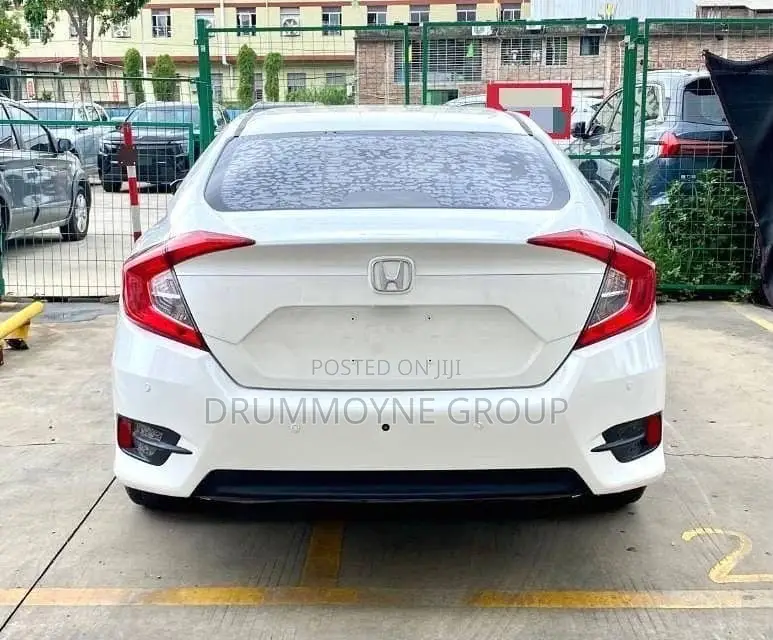 Honda Civic 2017 White