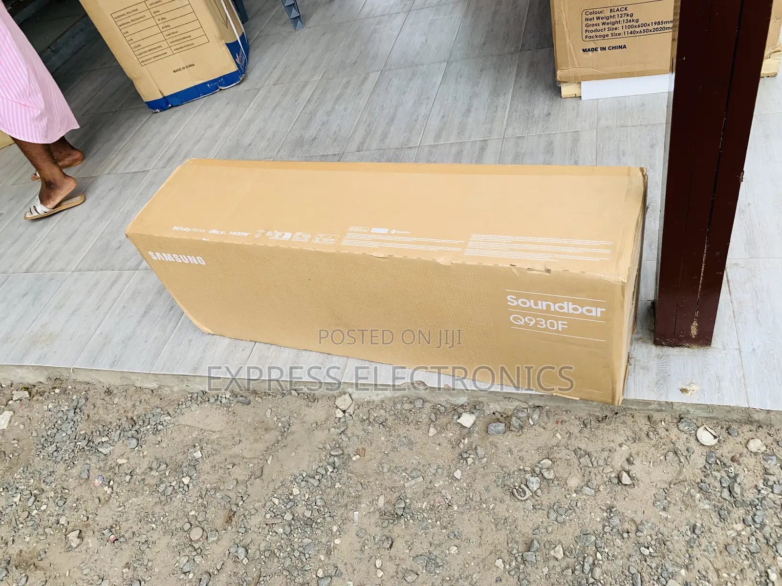 Text Us Q-Series Soundbar HW-Q930F 9.1.4 Ch Subwoofer & Rear Speaker