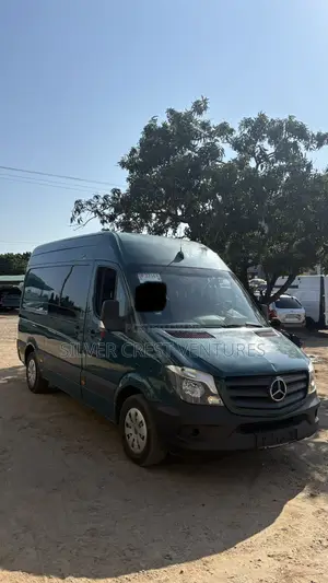 Mercedes-Benz Sprinter 2016 Green