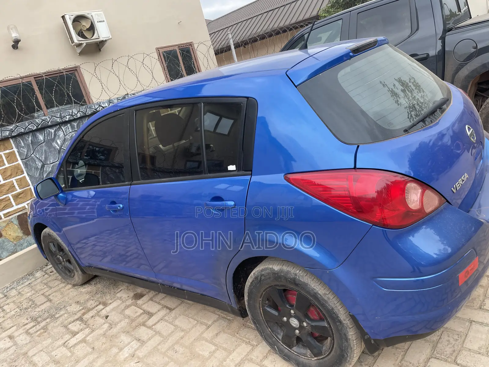 Nissan Tiida 2011 Blue