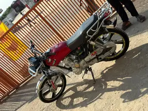 Royal RY125 2025 Red