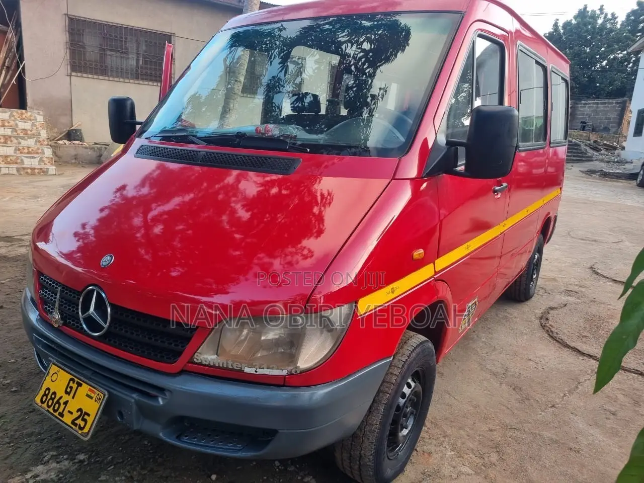 Mercedes-Benz Sprinter 2025 Red