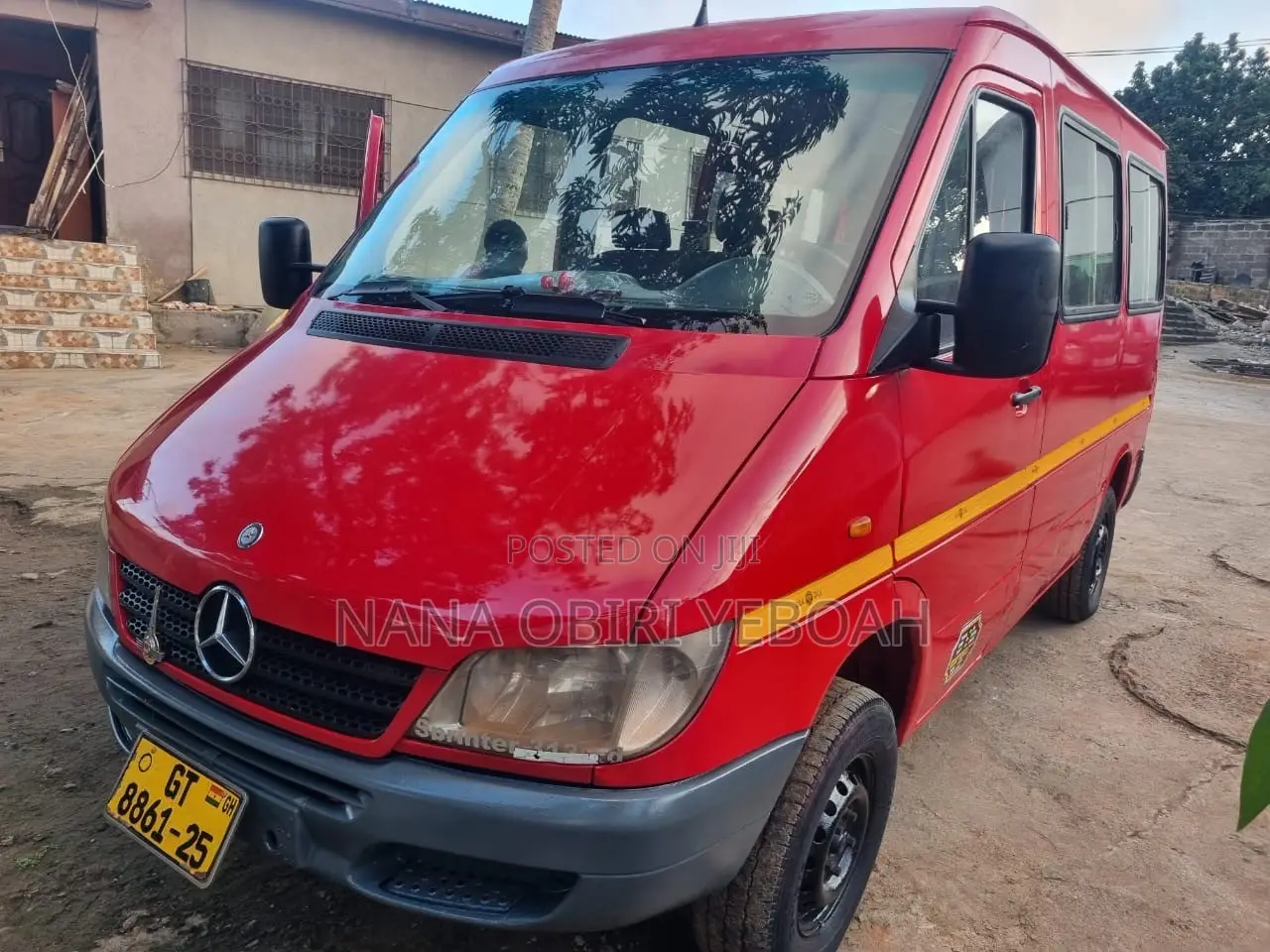 Mercedes-Benz Sprinter 2025 Red