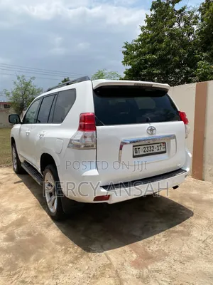 Toyota Land Cruiser Prado 2011 White