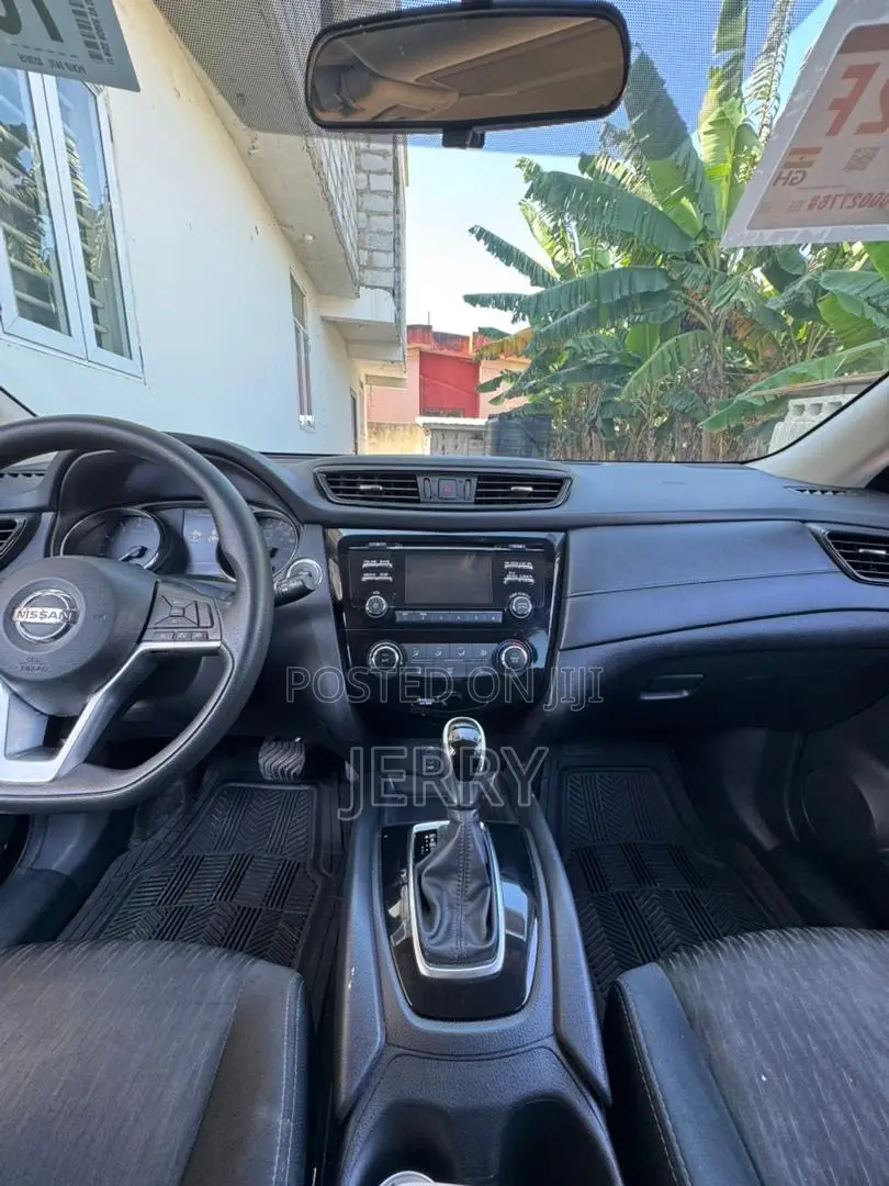 Nissan Rogue SV AWD 2017 Black