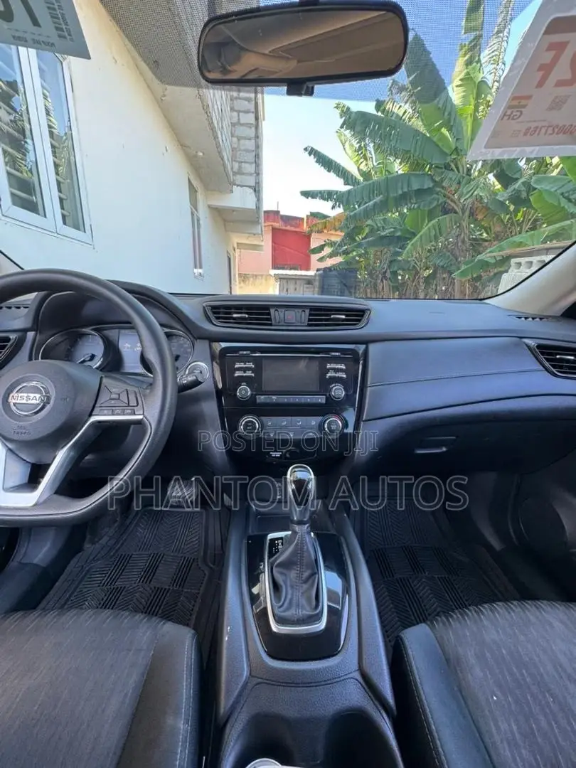 Nissan Rogue SV AWD 2017 Gray