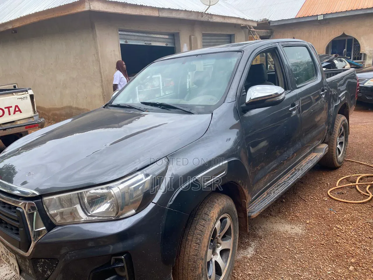 Toyota Hilux 2016 Black