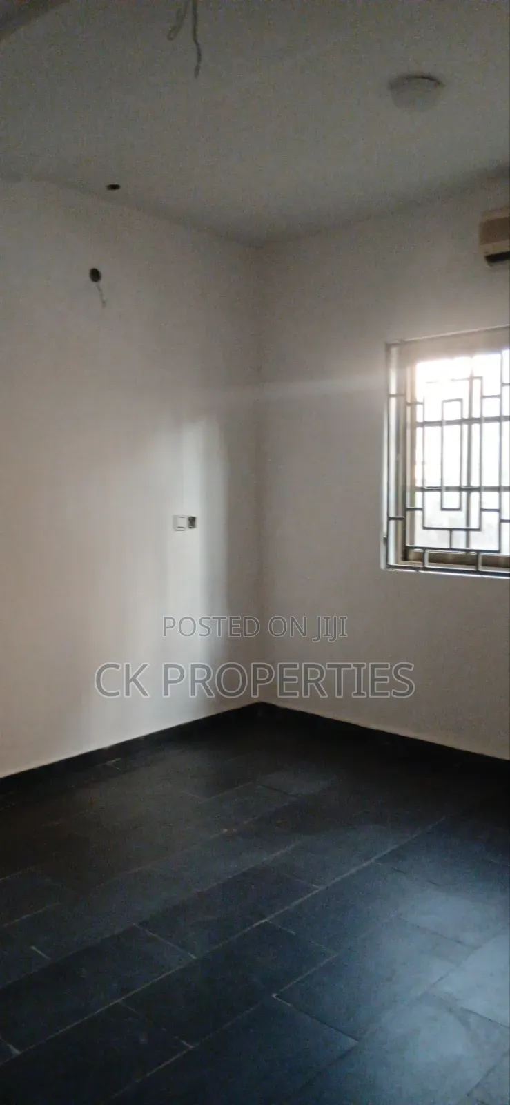 3bdrm Apartment in Parakuo Estate for rent