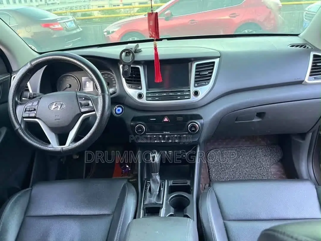 Hyundai Tucson 2017 White