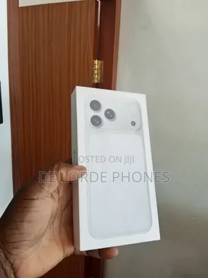 New Apple iPhone XS Max 256 GB Silver