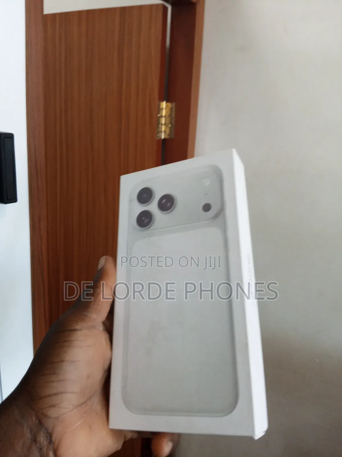 New Apple iPhone XS Max 256 GB Silver