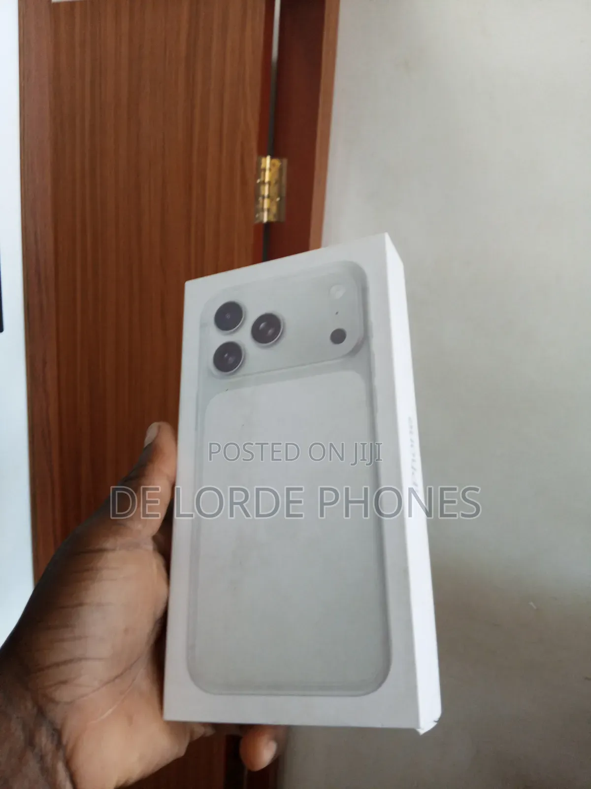 New Apple iPhone XS Max 256 GB Silver
