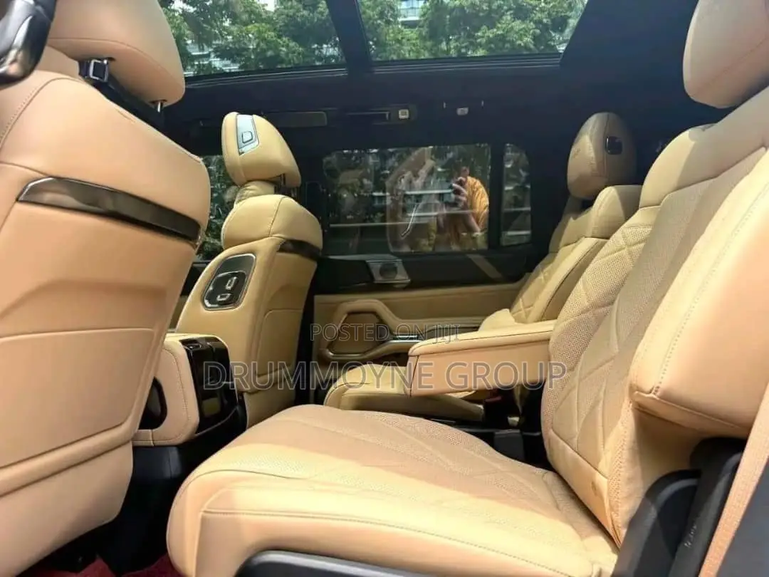 BYD Leopard 5 2024 Black
